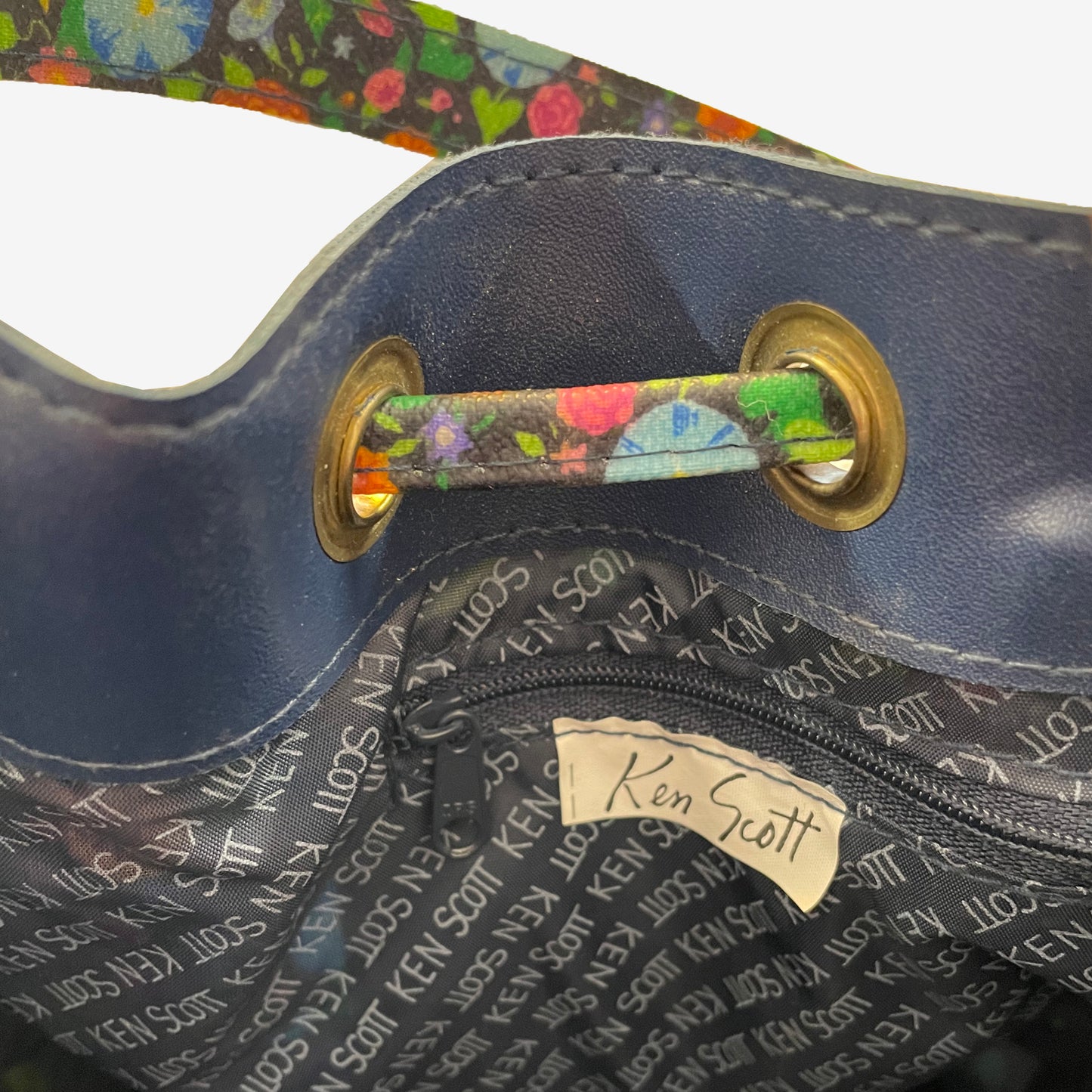 Vintage Bag Ken Scott