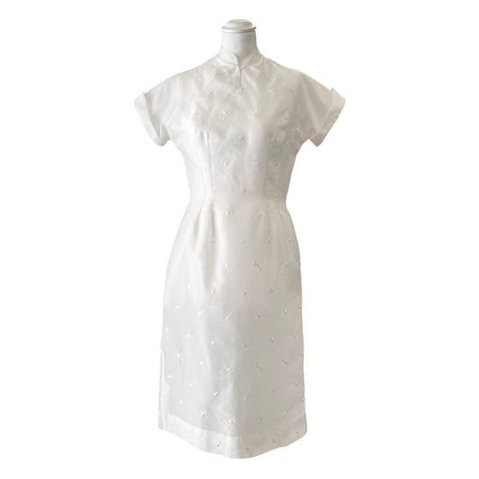 Vintage White Chinese Style Dress 1970s