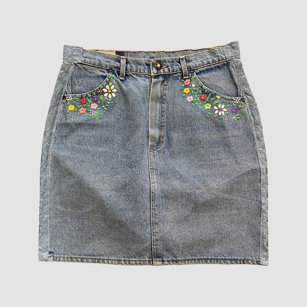 Vintage Miniskirt with little flowers details 1980s