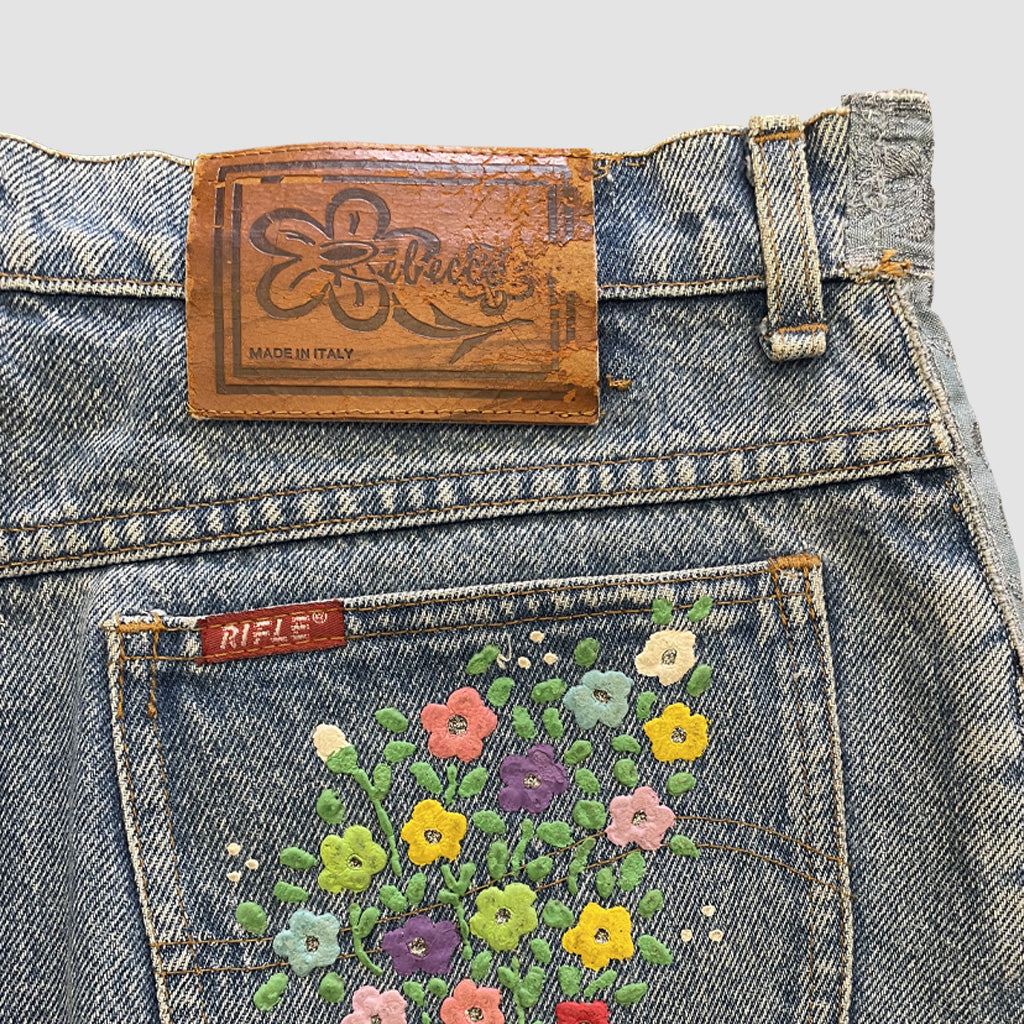Vintage Miniskirt with little flowers details 1980s