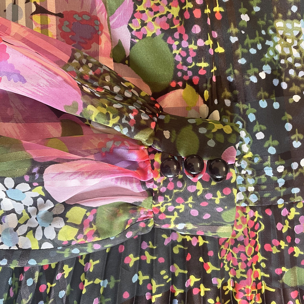 Vintage Floral Dress With Pleated Skirt 1970s