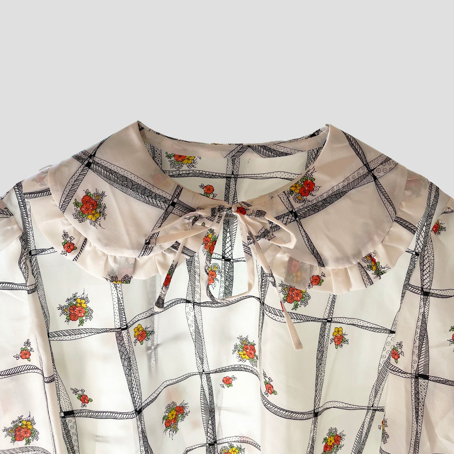 Vintage Peter Pan Collar Shirt